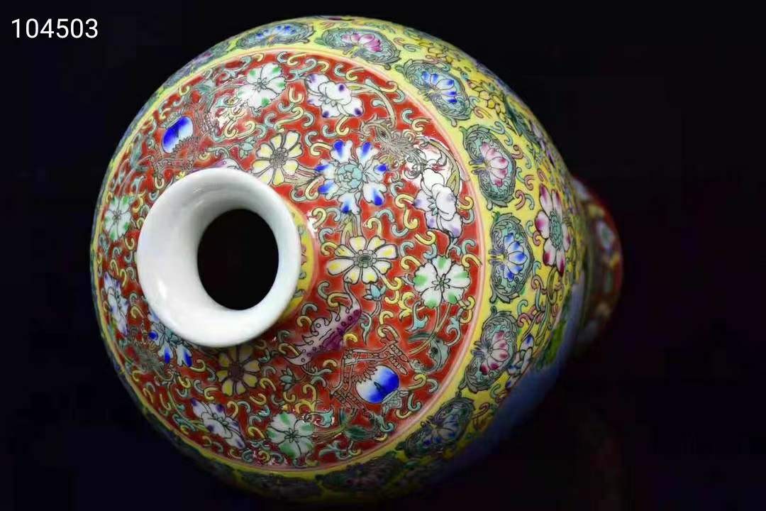 大清雍正珐琅彩人物梅瓶，器型规整精致，画工精细，纯绘画工，，