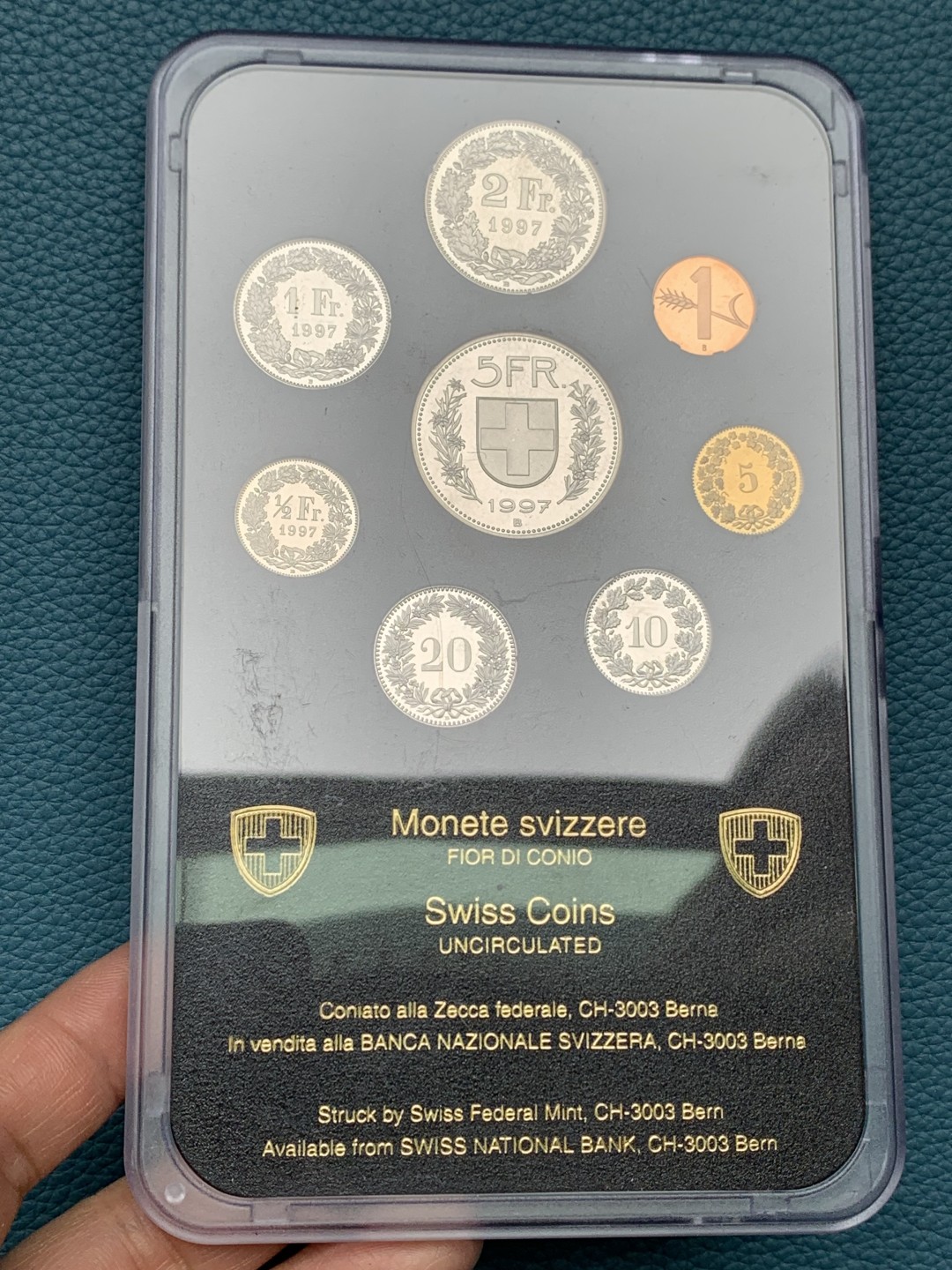 《竞宝斋》第151场-周日，周一，周四 3场 (全场包邮) 瑞士 1997年 八枚套精制币 造币厂封装