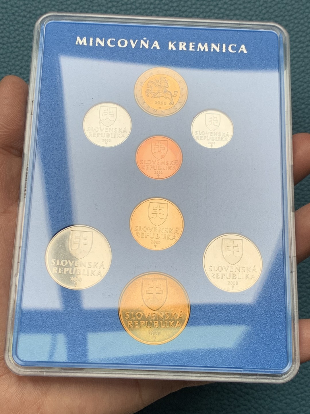 《竞宝斋》第151场-周日，周一，周四 3场 (全场包邮) 斯洛伐克2000年 八枚套