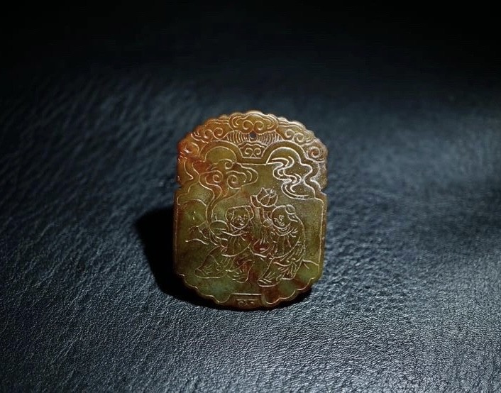 ｜冷门出品｜精选专拍·第贰拾玖场· 明清工老和田玉和合二仙子冈牌挂件