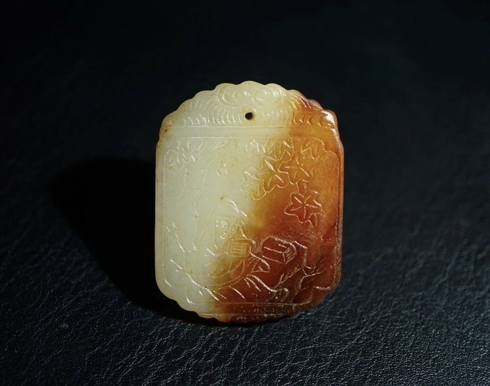 ｜冷门出品｜精选专拍·第贰拾玖场· 明清工老和田玉子冈牌挂件