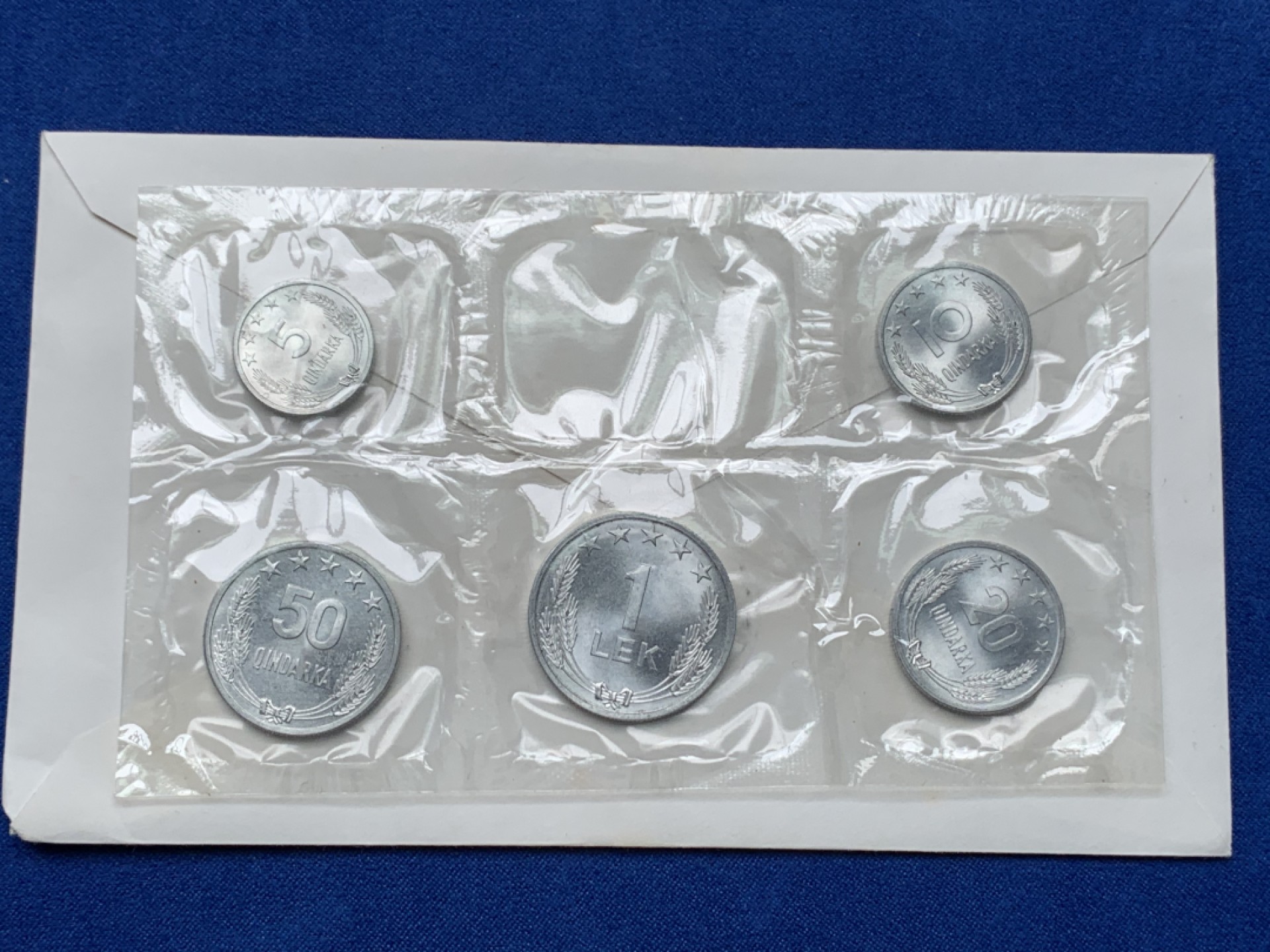 《竞宝斋》第151场-周日，周一，周四 3场 (全场包邮) 阿尔巴尼亚1964年清年份密封套币，BU品质面值全