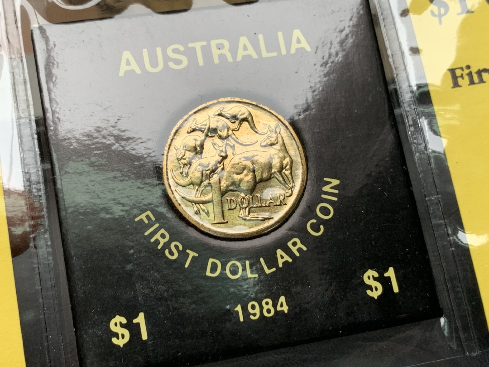 《竞宝斋》第151场-周日，周一，周四 3场 (全场包邮) 钱包装 澳大利亚一元纸币+1元硬币