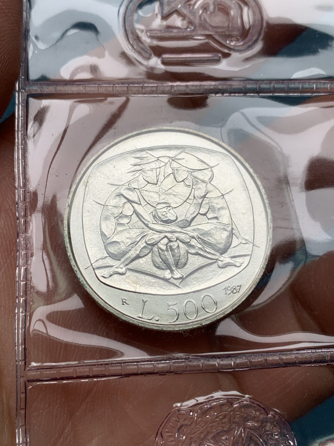 《竞宝斋》第151场-周日，周一，周四 3场 (全场包邮) 意大利1987年 家庭日纪念 500里拉银币