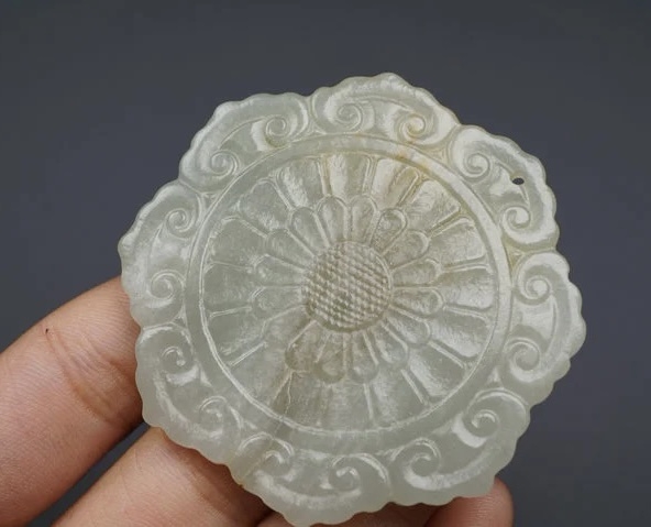 ｜冷门出品｜精选专拍·第贰拾捌场· 和田玉 花卉牌挂件