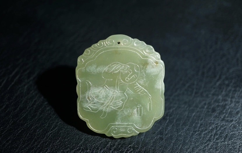 ｜冷门出品｜精选专拍·第贰拾捌场· 明清工老和田玉子冈牌挂件