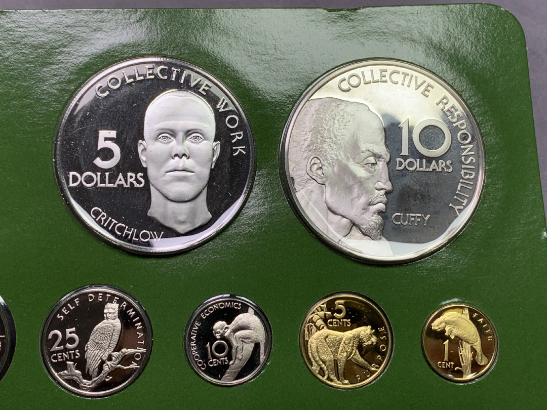 《竞宝斋》第151场-周日，周一，周四 3场 (全场包邮) 原盒 圭亚那 1976年 八枚套精制币 其中最大两枚5和10元是银币