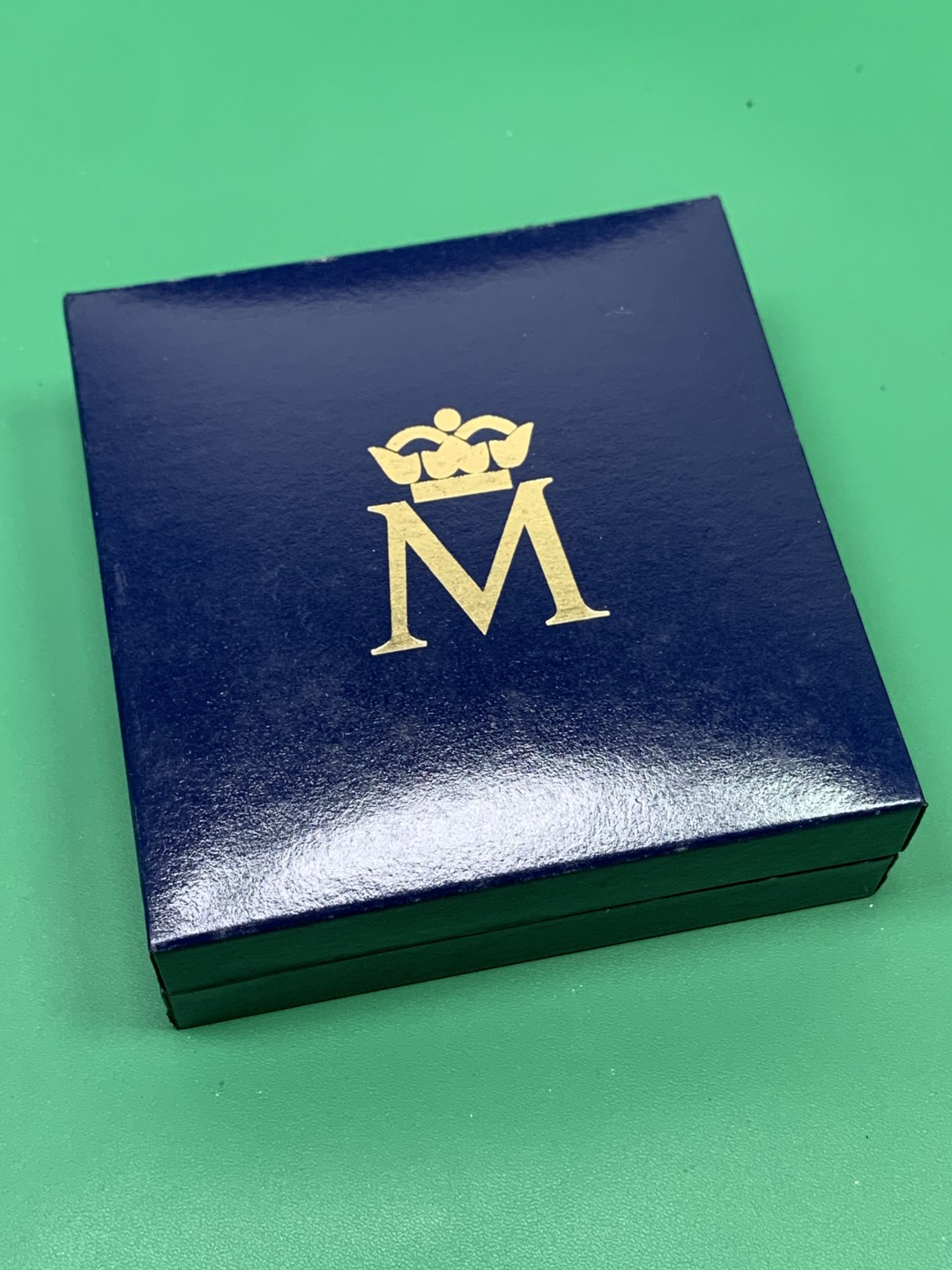 《竞宝斋》第151场-周日，周一，周四 3场 (全场包邮) 原盒 西班牙2004年 费利佩结婚纪念 10欧元精制大银币 27克 92.5%银