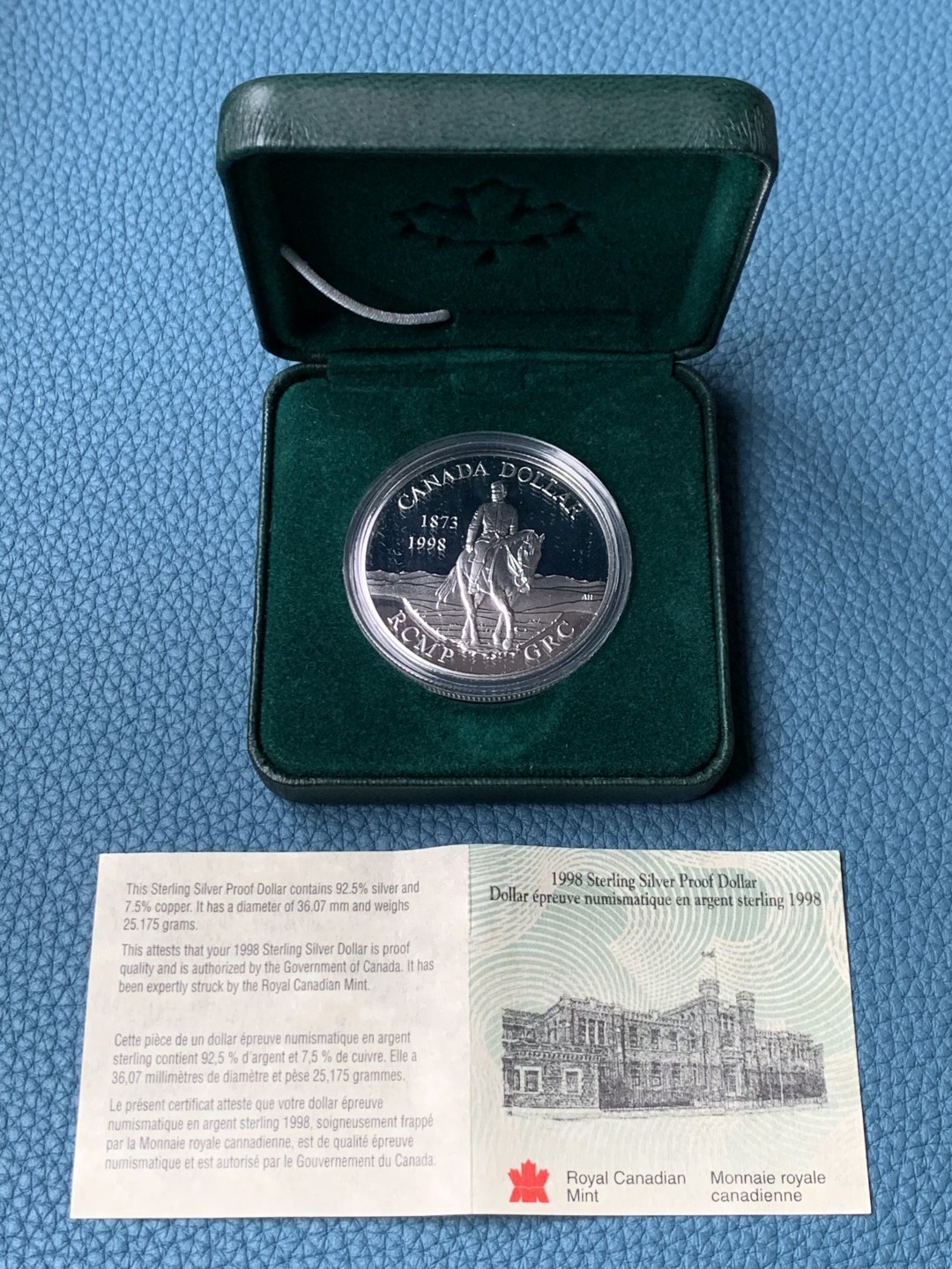 《竞宝斋》第151场-周日，周一，周四 3场 (全场包邮) 原盒 加拿大1998年 骑警一元 精制大银币