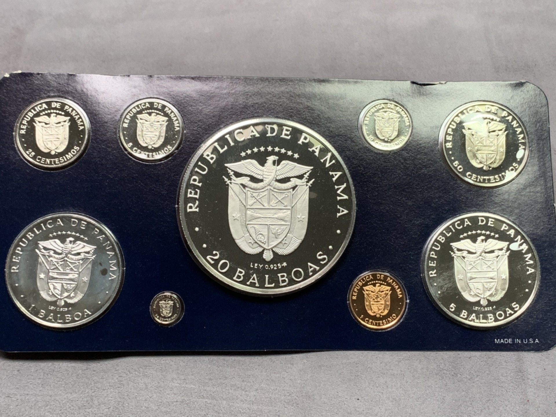 《竞宝斋》第151场-周日，周一，周四 3场 (全场包邮) 原盒 巴拿马1975年 九枚套精制币 1元26.73克/5元35.12克/20元129.59克都是92.5%银 这品种也是暴涨了