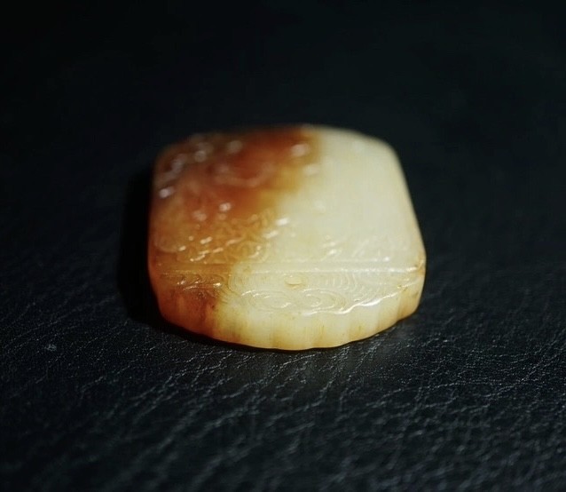 ｜冷门出品｜精选专拍·第贰拾玖场· 明清工老和田玉子冈牌挂件