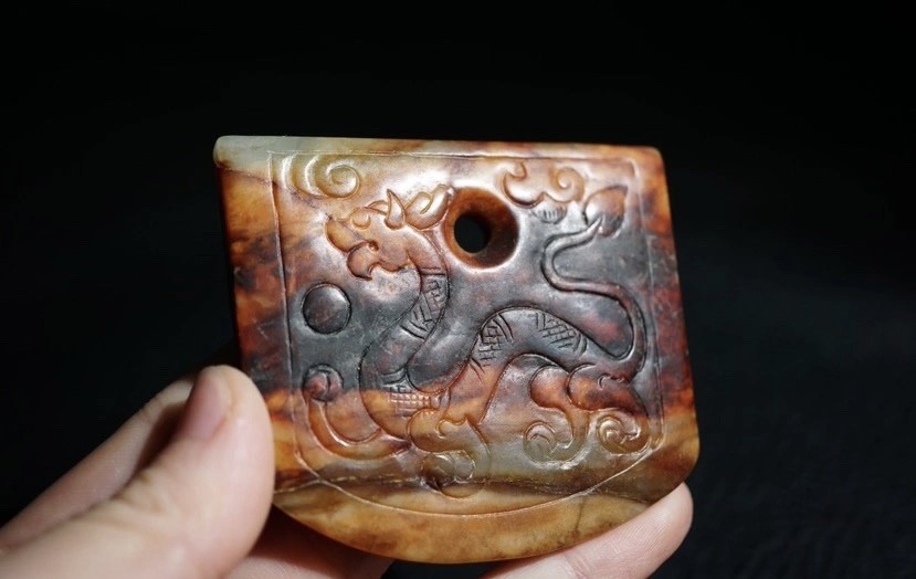 ｜冷门出品｜精选专拍·第贰拾捌场· 明清工老和田玉红沁龙凤双面大把件