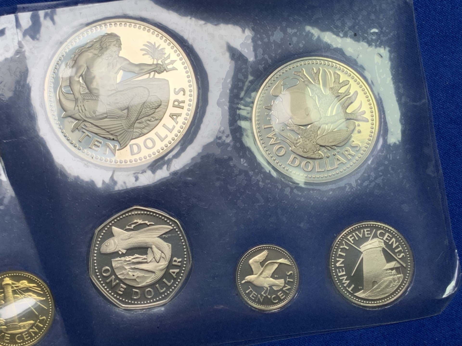 《竞宝斋》第151场-周日，周一，周四 3场 (全场包邮) 原盒 巴巴多斯1974年 八枚套 其中5元31.1克/ 10元海神37.9克都是银币