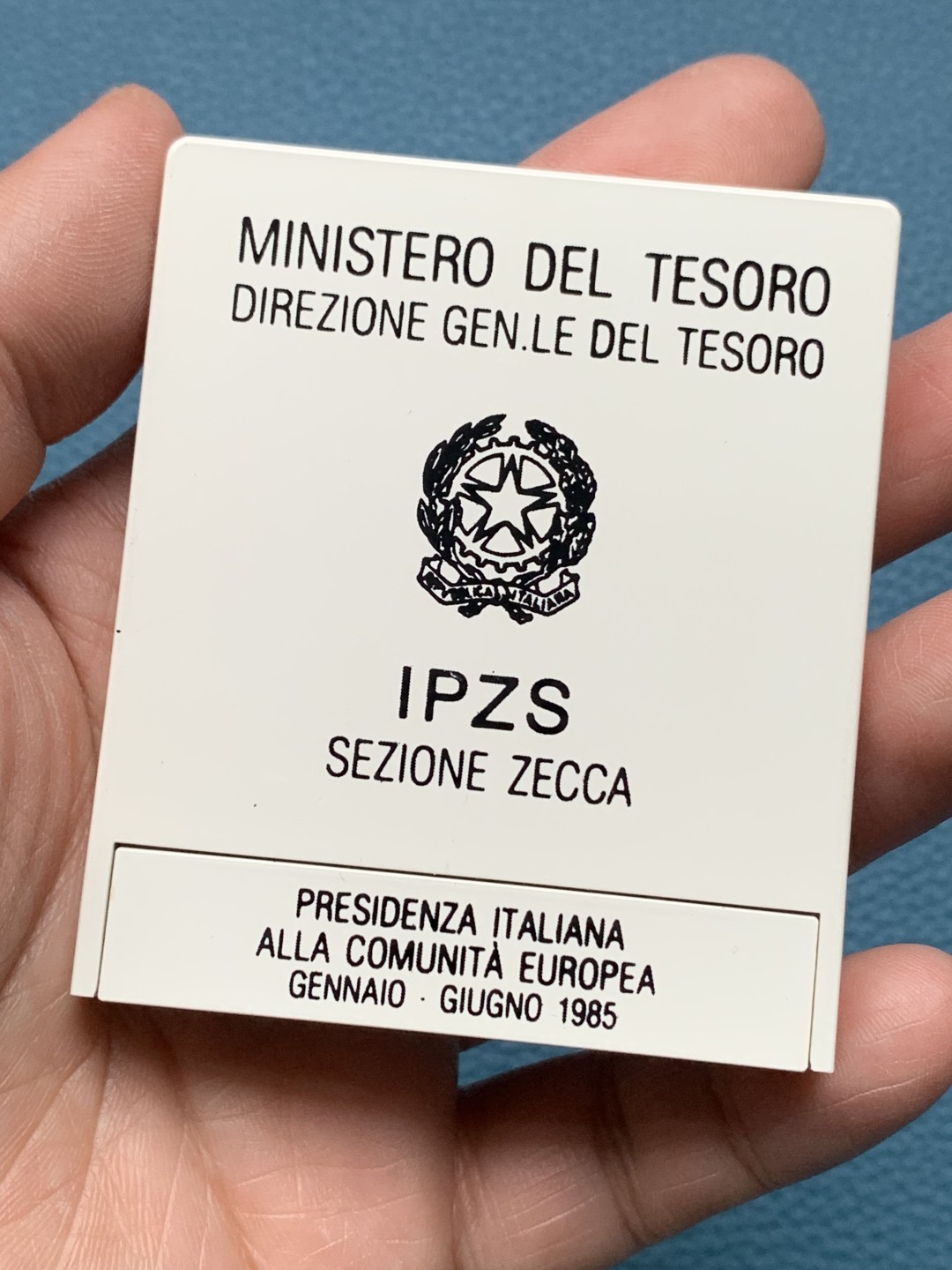 《竞宝斋》第151场-周日，周一，周四 3场 (全场包邮) 意大利1985年 地球女神 500里拉银币 白壳少见
