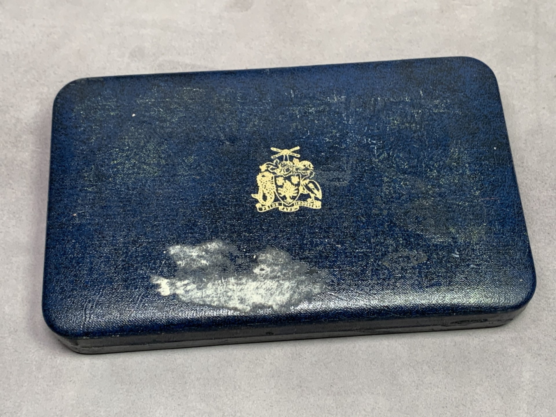 《竞宝斋》第151场-周日，周一，周四 3场 (全场包邮) 原盒 巴巴多斯1974年 八枚套 其中5元31.1克/ 10元海神37.9克都是银币