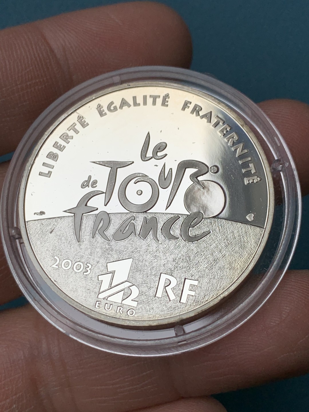 《竞宝斋》第151场-周日，周一，周四 3场 (全场包邮) 原盒证书 法国2003年 自行车赛 1 1/2法郎精制大银币