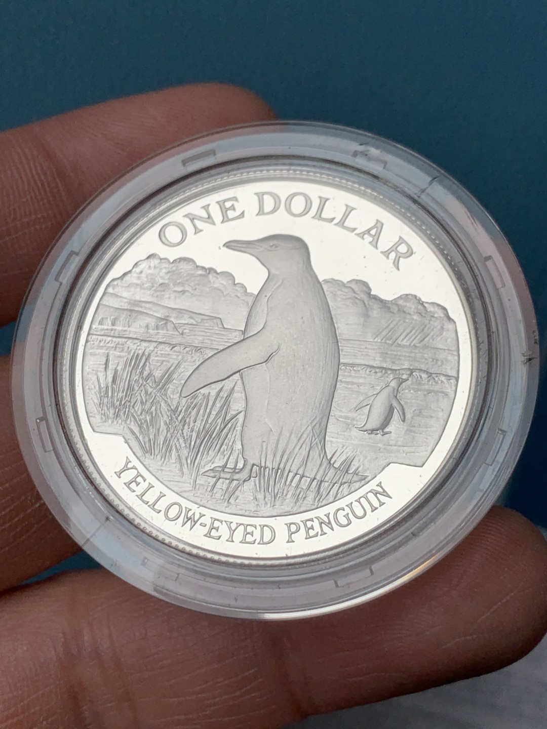 《竞宝斋》第151场-周日，周一，周四 3场 (全场包邮) 原盒 新西兰1988年 企鹅1元 精制大银币 27.216克 92.5%含银 发行量9500枚