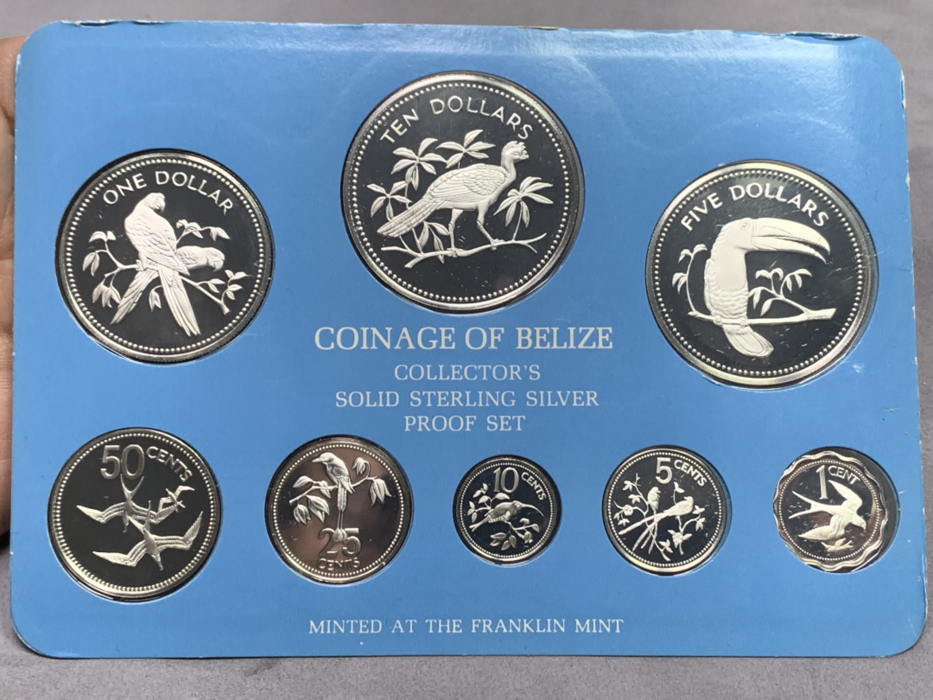 《竞宝斋》第151场-周日，周一，周四 3场 (全场包邮) 原盒 伯利兹1975年 八枚套精制银币 非常漂亮