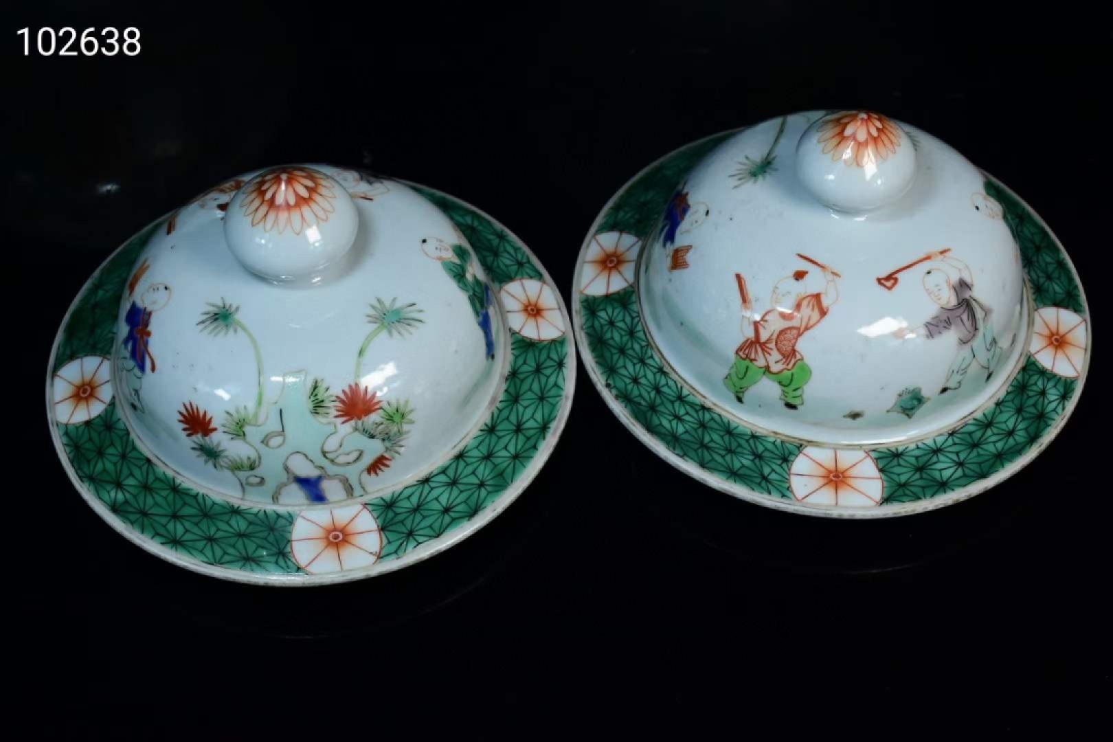 旧藏大清康熙年制五彩人物将军罐一对，画工精细 发色纯正，纯手绘画工