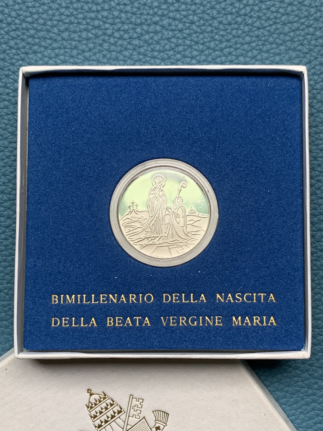 《竞宝斋》第151场-周日，周一，周四 3场 (全场包邮) 原盒 梵蒂冈1984年 洗礼系列 500里拉 精制银币