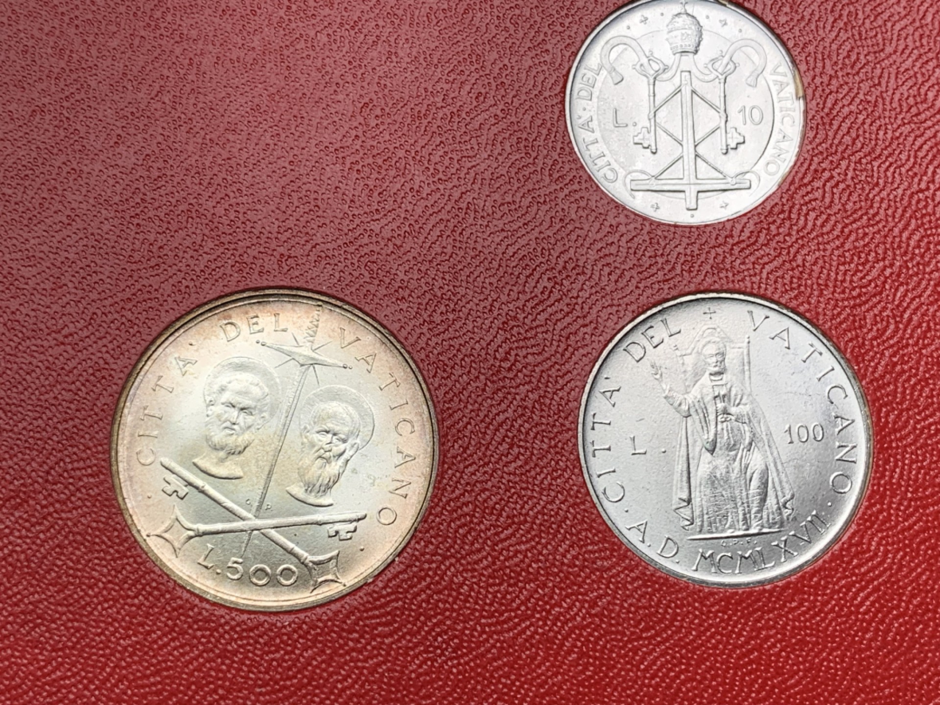 《竞宝斋》第151场-周日，周一，周四 3场 (全场包邮) 卡装 梵蒂冈1967年 八枚套 其中500里拉是银币