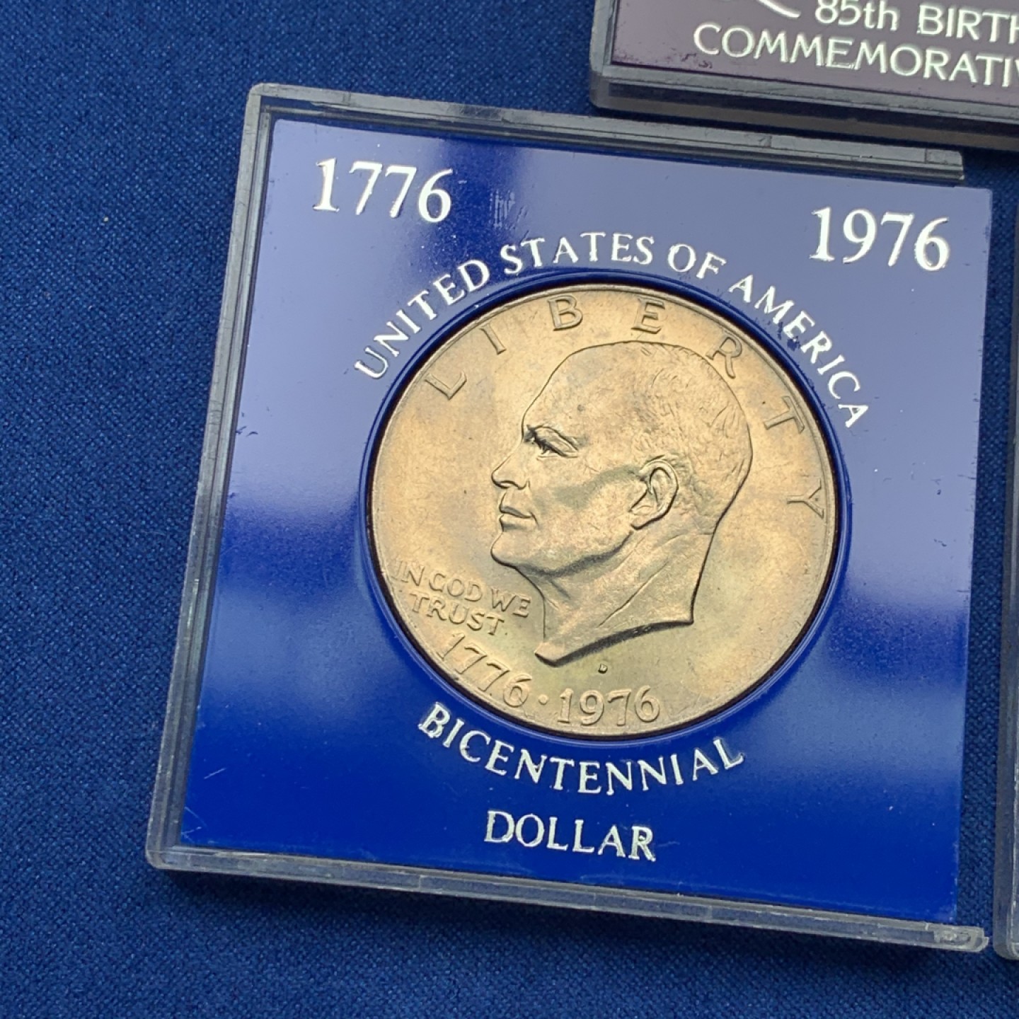 《竞宝斋》第151场-周日，周一，周四 3场 (全场包邮) 三枚组 美国两百年纪念一元和半圆镍币，英国纪念女王85周年生辰