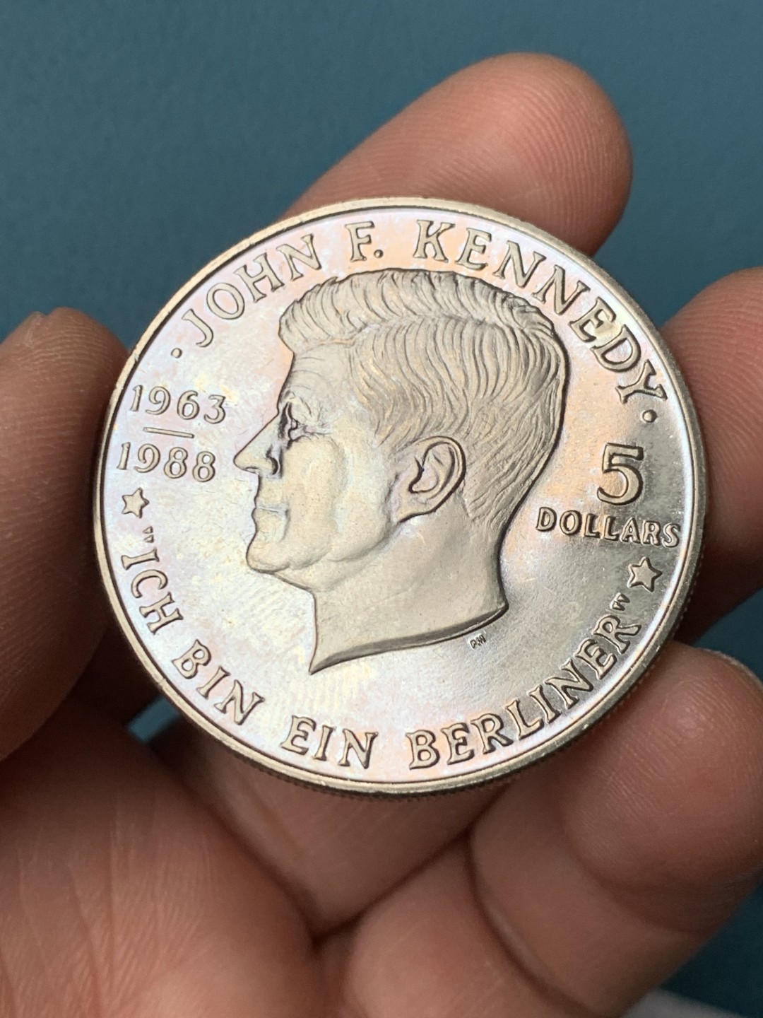 《竞宝斋》第151场-周日，周一，周四 3场 (全场包邮) 纽埃1988年 约翰.肯尼迪 5元大型 镍币