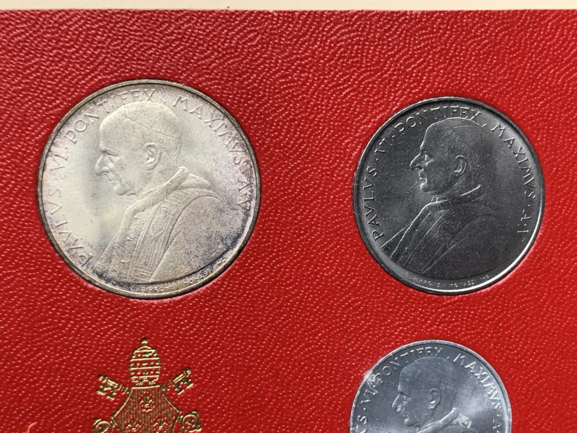 《竞宝斋》第151场-周日，周一，周四 3场 (全场包邮) 卡装 梵蒂冈1967年 八枚套 其中500里拉是银币