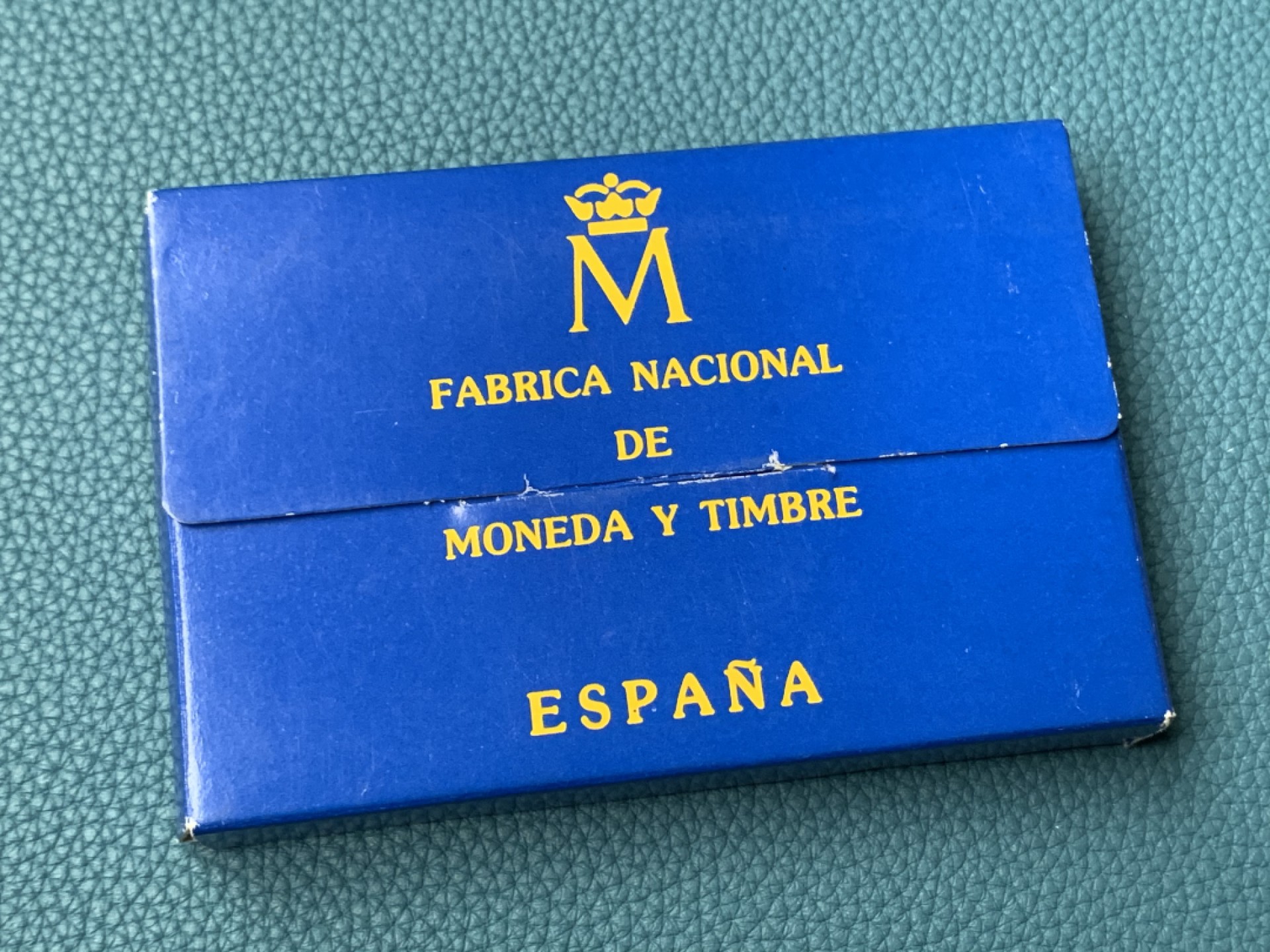 《竞宝斋》第151场-周日，周一，周四 3场 (全场包邮) 原盒证书 西班牙1989年 骑士5艾古 大银币 33.62克 92.5%银