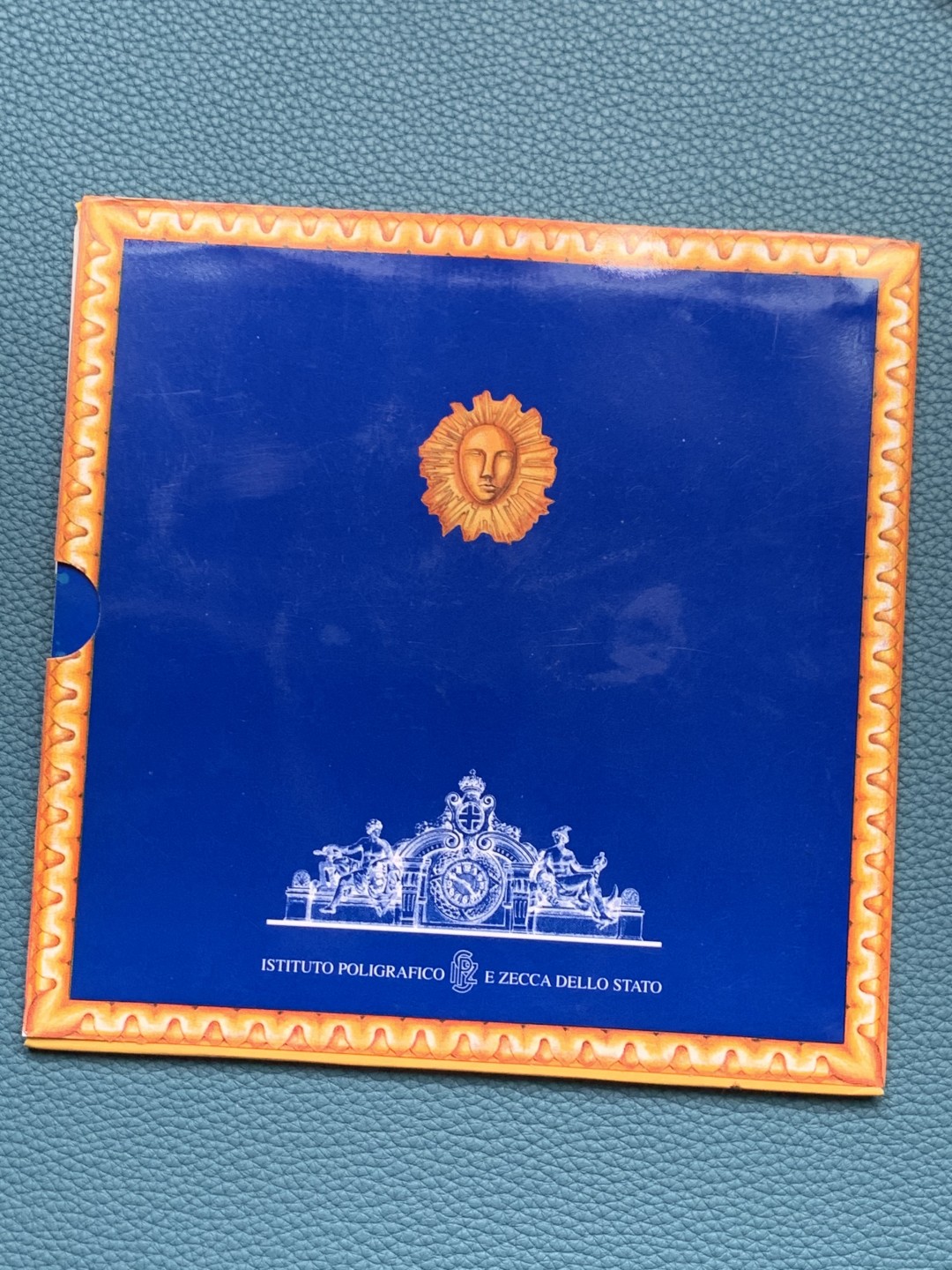 《竞宝斋》第151场-周日，周一，周四 3场 (全场包邮) 意大利1998年套币，含2枚银币，册子很大