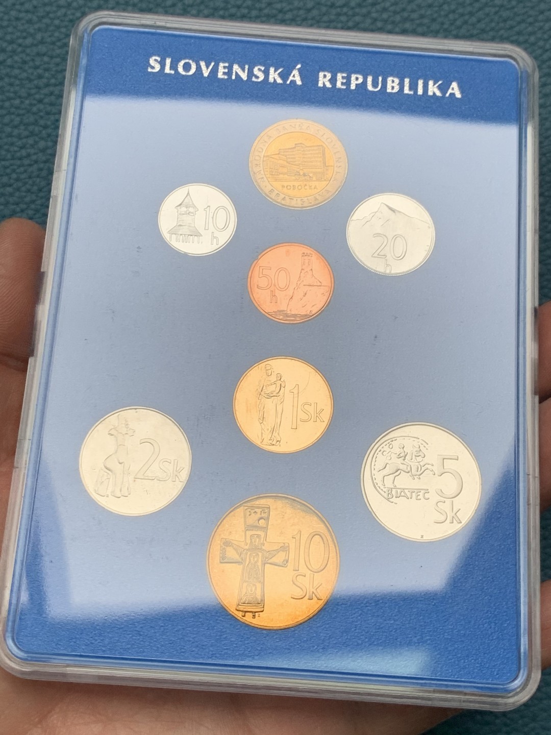 《竞宝斋》第151场-周日，周一，周四 3场 (全场包邮) 斯洛伐克2000年 八枚套