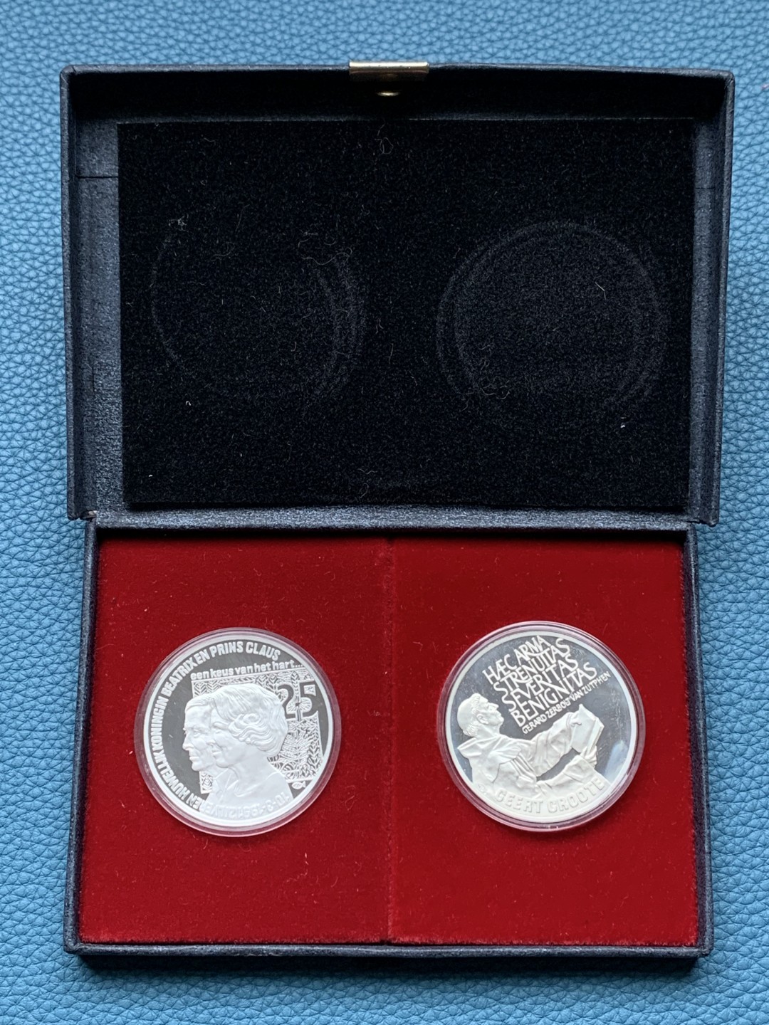 《竞宝斋》第151场-周日，周一，周四 3场 (全场包邮) 荷兰1991年 25ECU精制大银币 一对 带盒