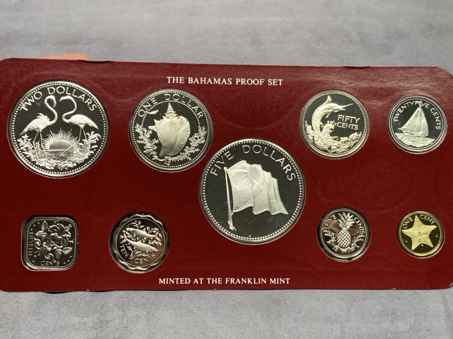 《竞宝斋》第151场-周日，周一，周四 3场 (全场包邮) 原盒 巴哈马1976年 九枚套精制币 其中50分/1元/2元/5元都是银币