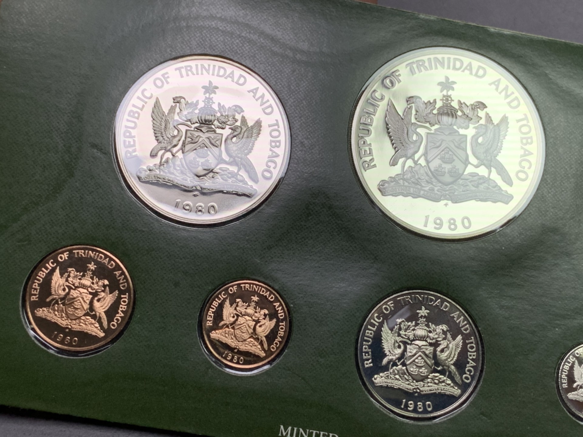 《竞宝斋》第151场-周日，周一，周四 3场 (全场包邮) 原盒 特立尼牙和多巴哥 1980年八枚套 其中最大两枚5元和10元都是银币