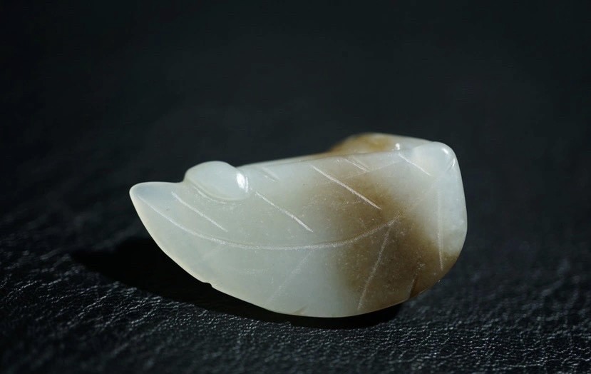 ｜冷门出品｜精选专拍·第贰拾捌场· 明清工老和田玉秋叶猫挂件