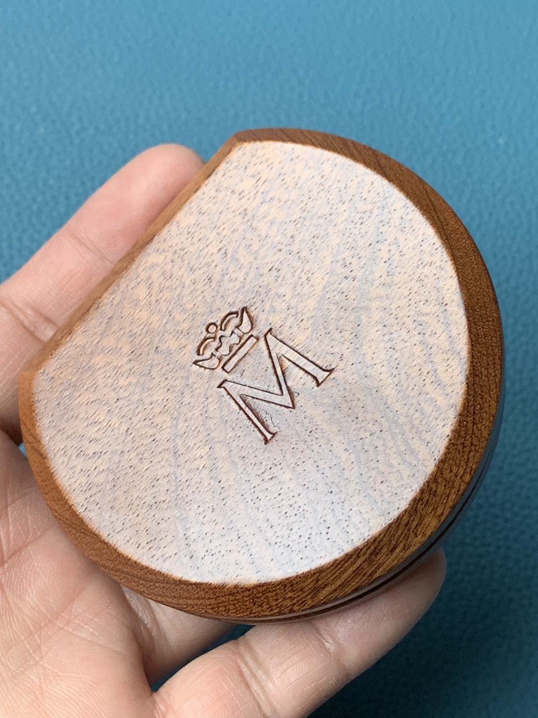 《竞宝斋》第151场-周日，周一，周四 3场 (全场包邮) 木盒 西班牙2000年 残运会 1000比塞塔精制银币