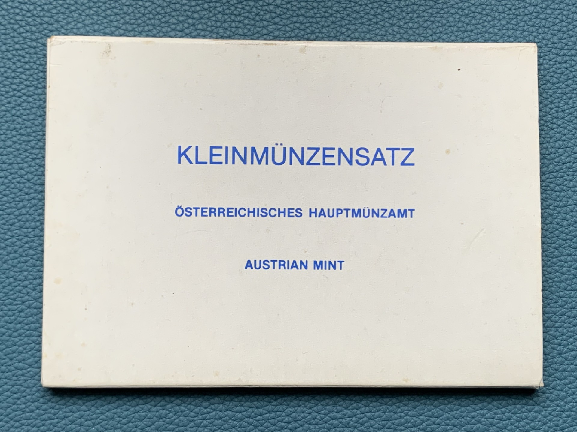 《竞宝斋》第151场-周日，周一，周四 3场 (全场包邮) 奥地利 1986年 精制八枚套+一枚章