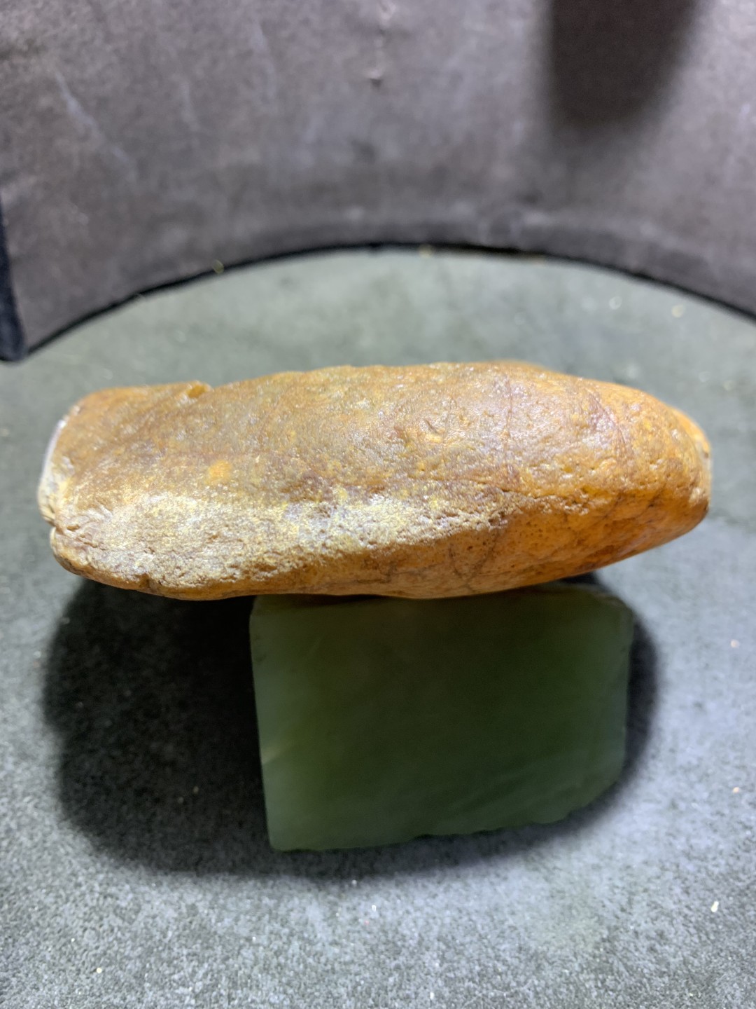 精美天然巴西玛瑙原石雕刻金鸡报晓摆件，把件一个