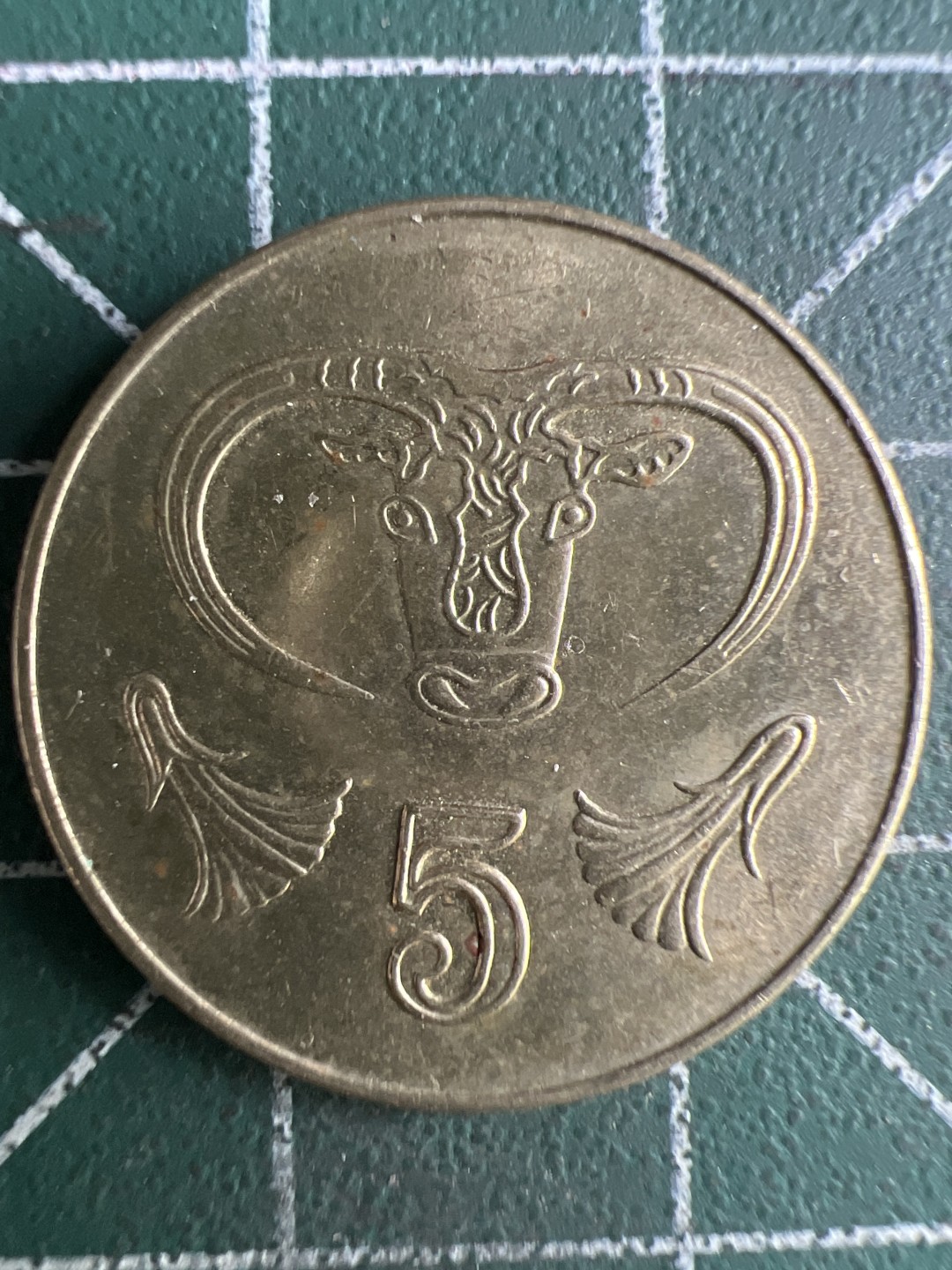 泡泡堂微拍第一 一 九幕硬币捡漏可累计专场👿👿，累计满二十元包邮，接受代拍业务 塞浦路斯五分