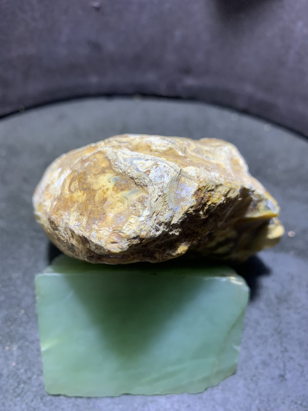 精美天然巴西玛瑙原石雕刻战狼摆件，把件一个