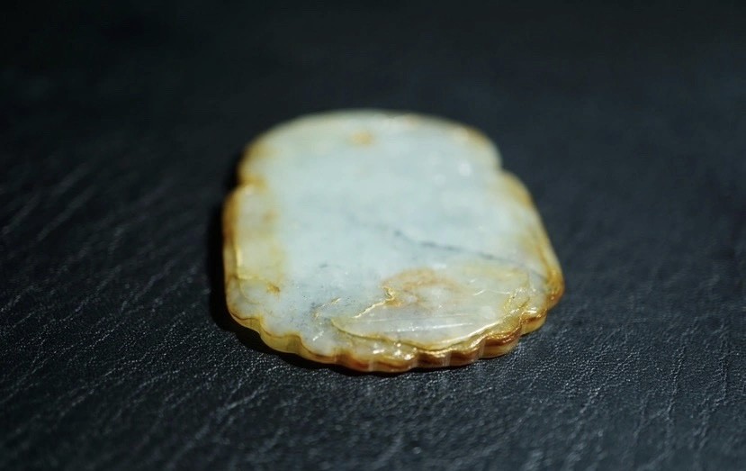 ｜冷门出品｜精选专拍·第贰拾玖场· 明清工老和田玉子冈牌挂件