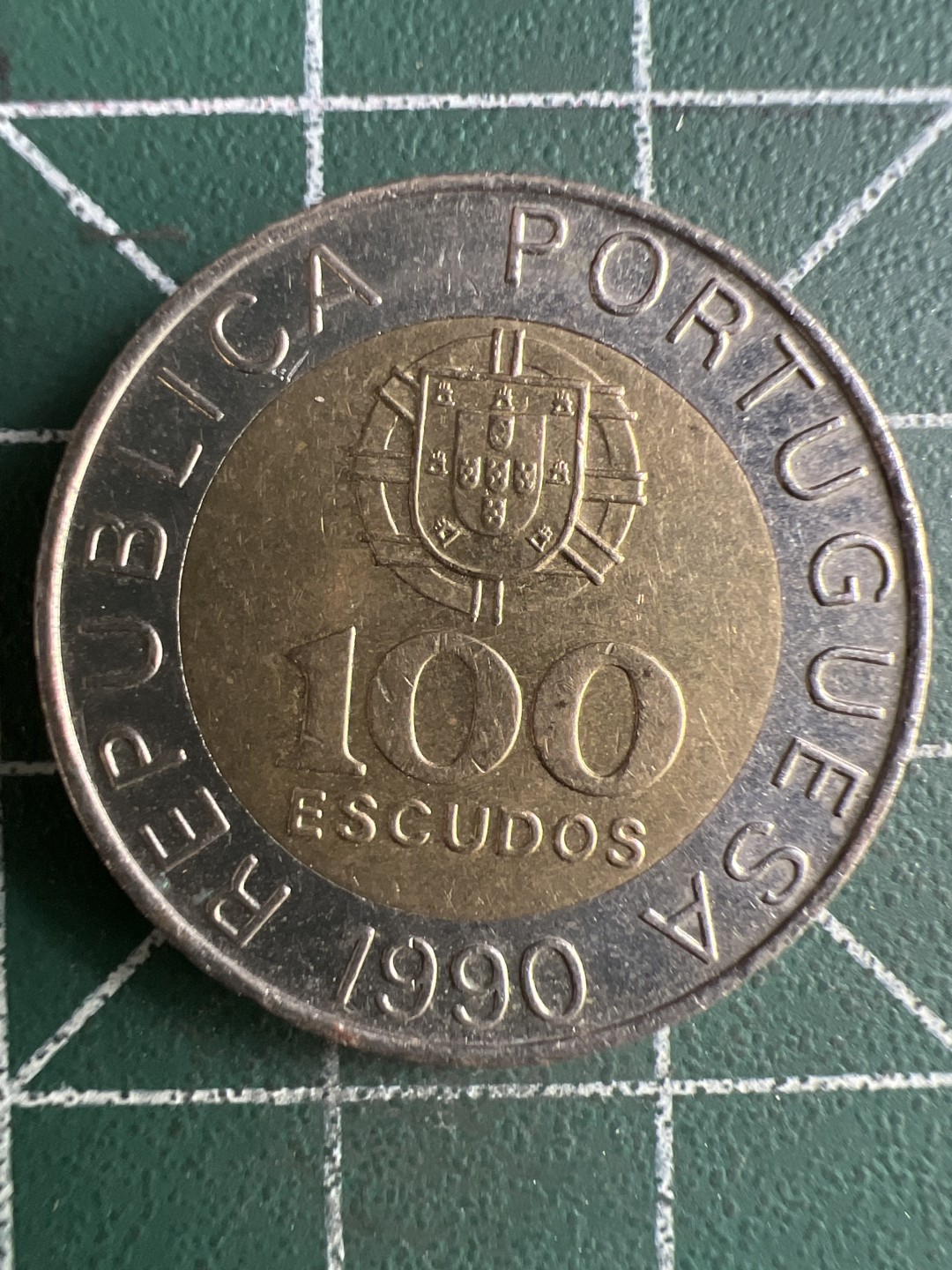 泡泡堂微拍第一 一 九幕硬币捡漏可累计专场👿👿，累计满二十元包邮，接受代拍业务 葡萄牙100埃斯库多