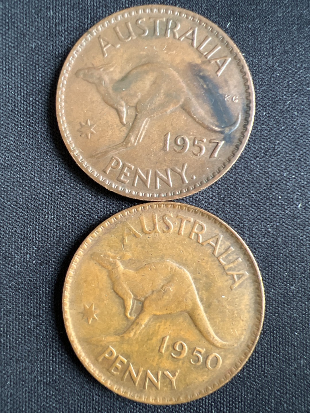 泡泡堂微拍第一 二 〇幕硬币、纸币捡漏可累计专场👿👿，累计满二十元包邮，接受代拍业务 澳大利亚一便士2枚