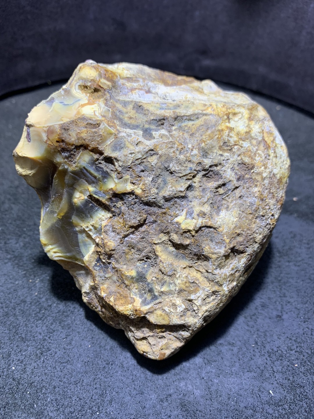 精美天然巴西玛瑙原石雕刻战狼摆件，把件一个