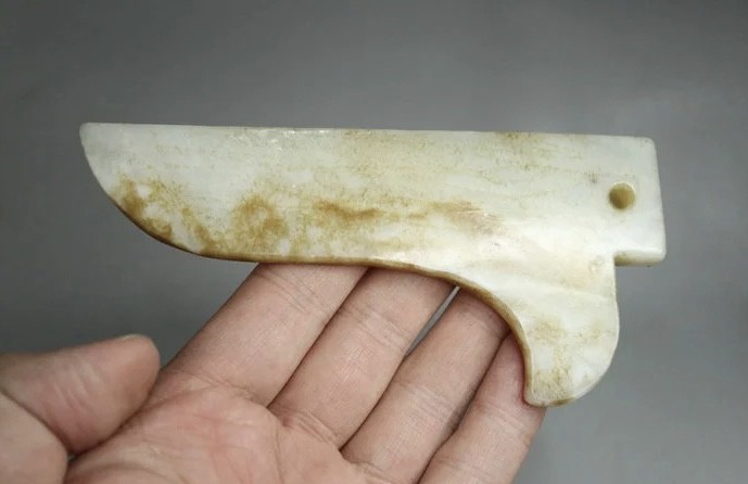 ｜冷门出品｜精选专拍·第贰拾玖场· 和田玉 戈 兵 器形状