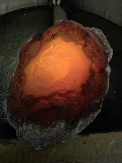 精美天然巴西玛瑙原石雕刻齐天大圣孙悟空摆件，把件一个， 精美天然巴西玛瑙原石雕刻齐天大圣孙悟空摆件，把件一个，