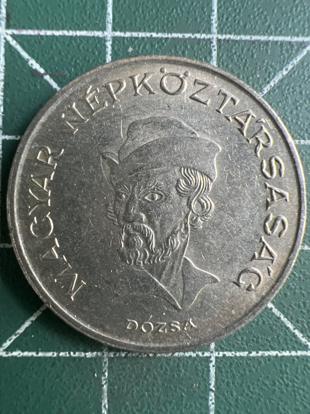 泡泡堂微拍第一 一 九幕硬币捡漏可累计专场👿👿，累计满二十元包邮，接受代拍业务 匈牙利20福林