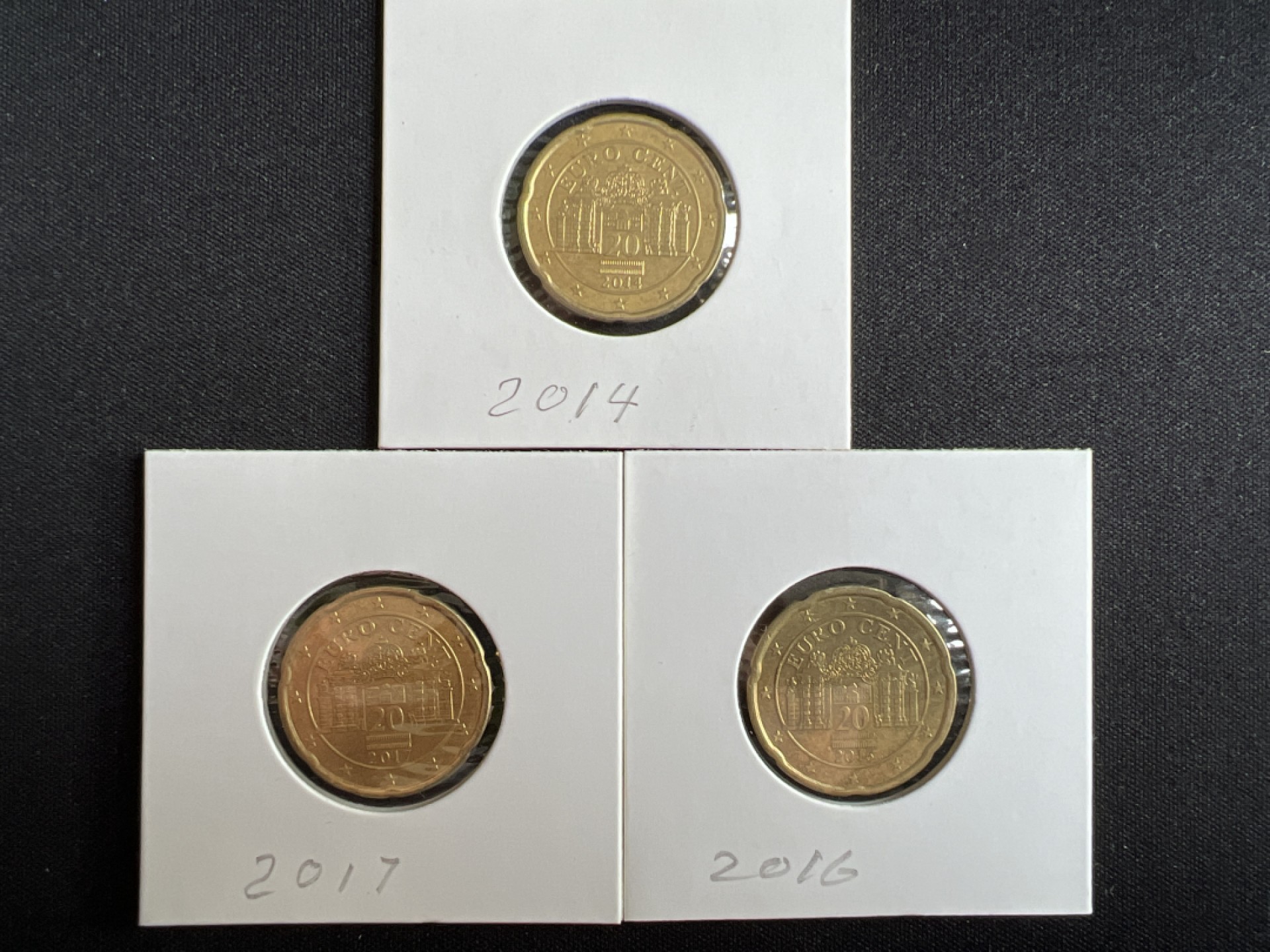 泡泡堂微拍第一 一 九幕硬币捡漏可累计专场👿👿，累计满二十元包邮，接受代拍业务 奥地利20分三枚