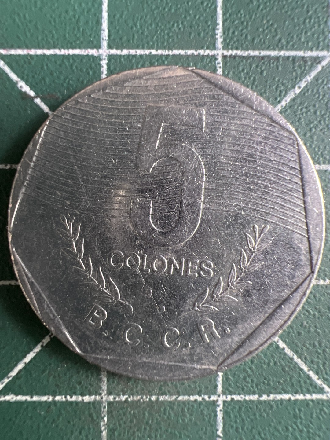 泡泡堂微拍第一 一 九幕硬币捡漏可累计专场👿👿，累计满二十元包邮，接受代拍业务 哥斯达黎加五克朗