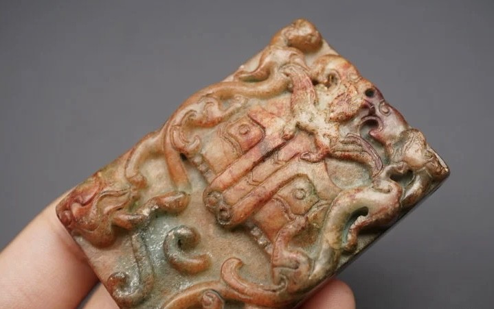 ｜冷门出品｜精选专拍·第贰拾玖场· 明清工 地方玉 螭龙纹带板佩饰